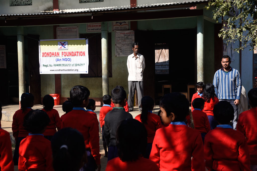 xondhan-foundation-shoes-distribution-program-2018-1